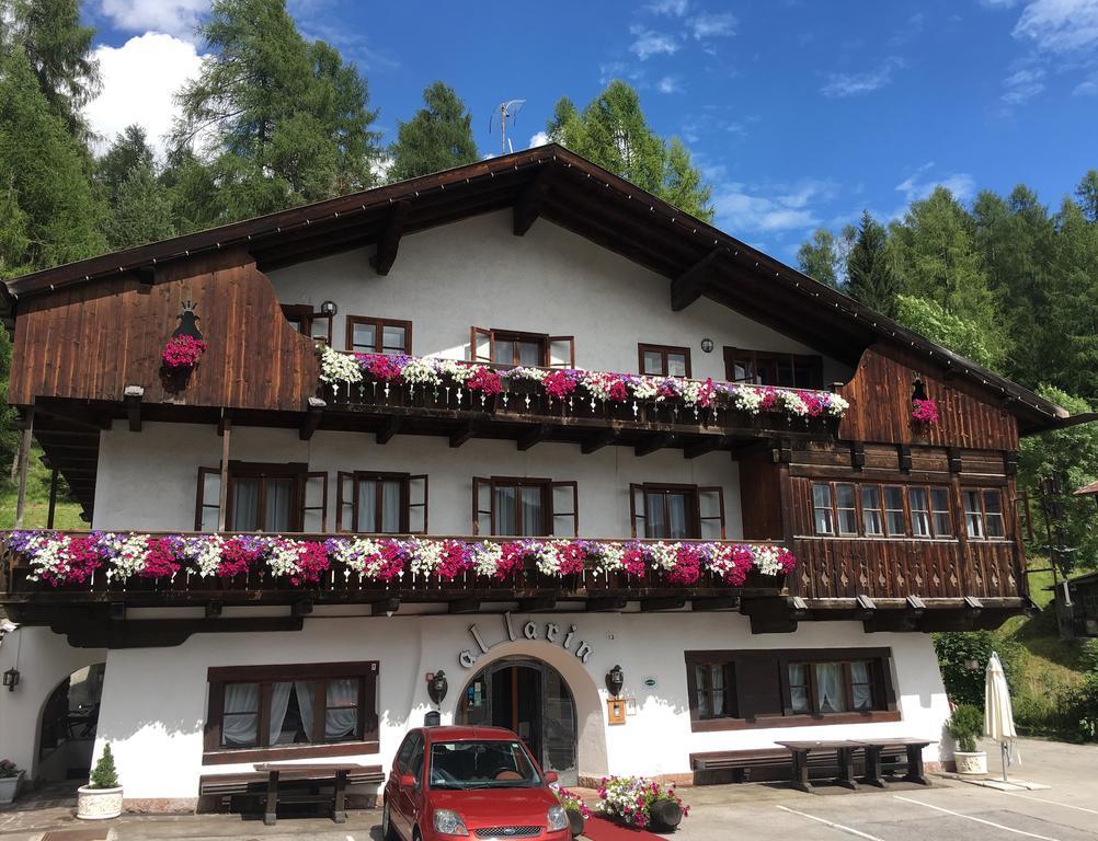 Hotel Al Larin Cortina d'Ampezzo Exterior photo